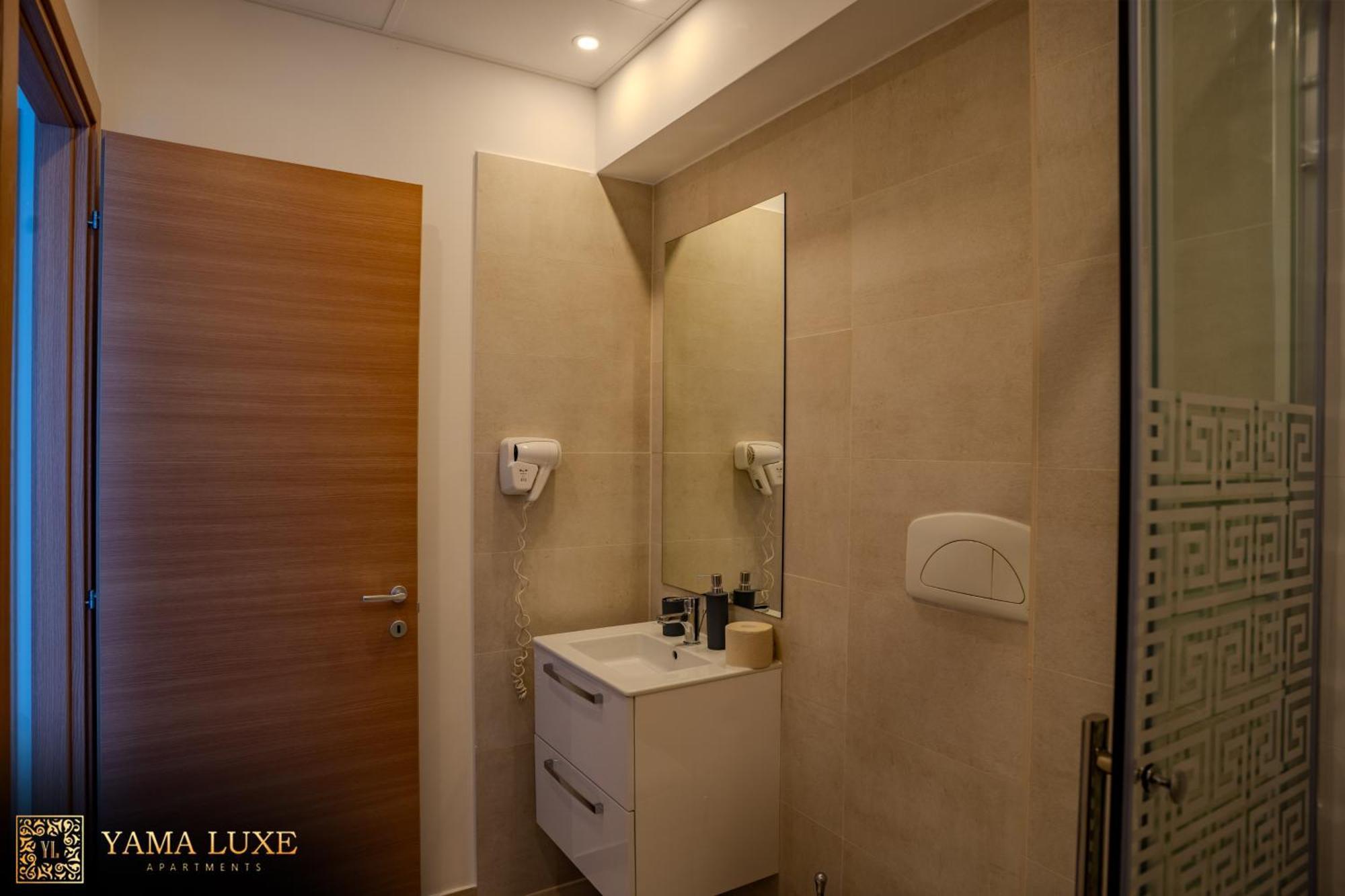 Yamaluxe Apartments - Heart & Soul With Lovely Colours Bucharest Luaran gambar